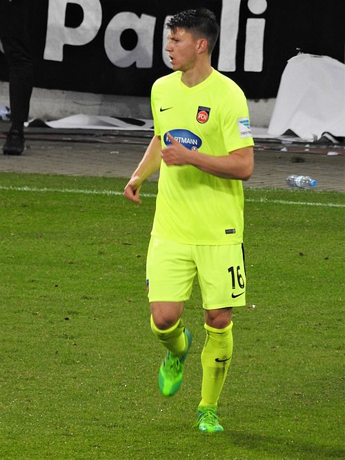Robin Becker