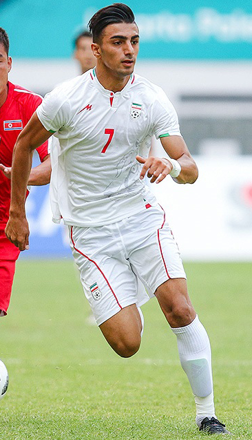 Younes Delfi
